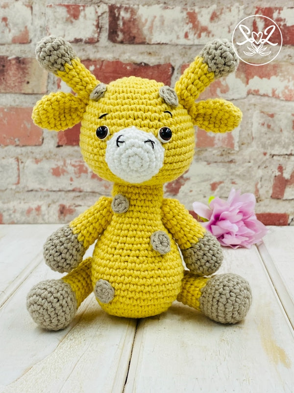 Gigi Giraffe - Soft Toy