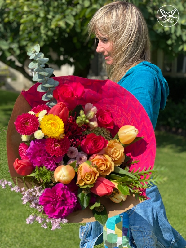 Mother's Day Bouquet - FOR JHB DELIVERY ONLY 1 Mother's Day Bouquet - FOR JHB DELIVERY ONLY